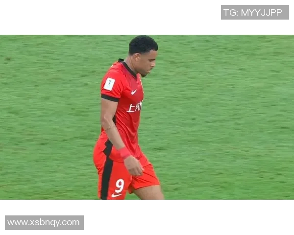 布里斯班与蔚山时代的激烈对决展现足球魅力与战术智慧的巅峰较量