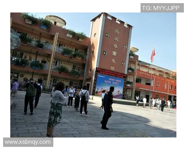 景菡一的成长之路：从梦想起航到人生巅峰的奋斗历程