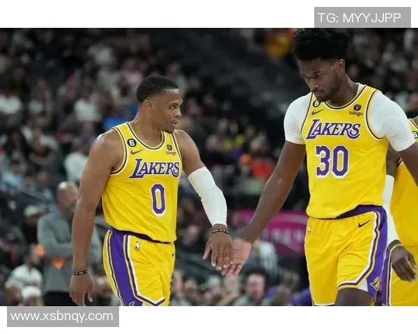 湖人对决太阳精彩瞬间回顾原声解说带你重温比赛激情时刻